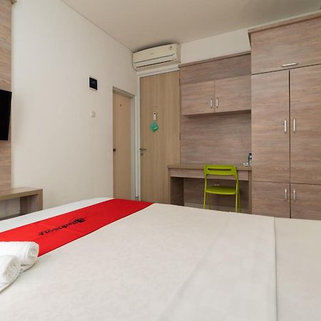 Reddoorz Syariah Near Prasetya Mulya Cilandak Campus Jacarta Exterior foto