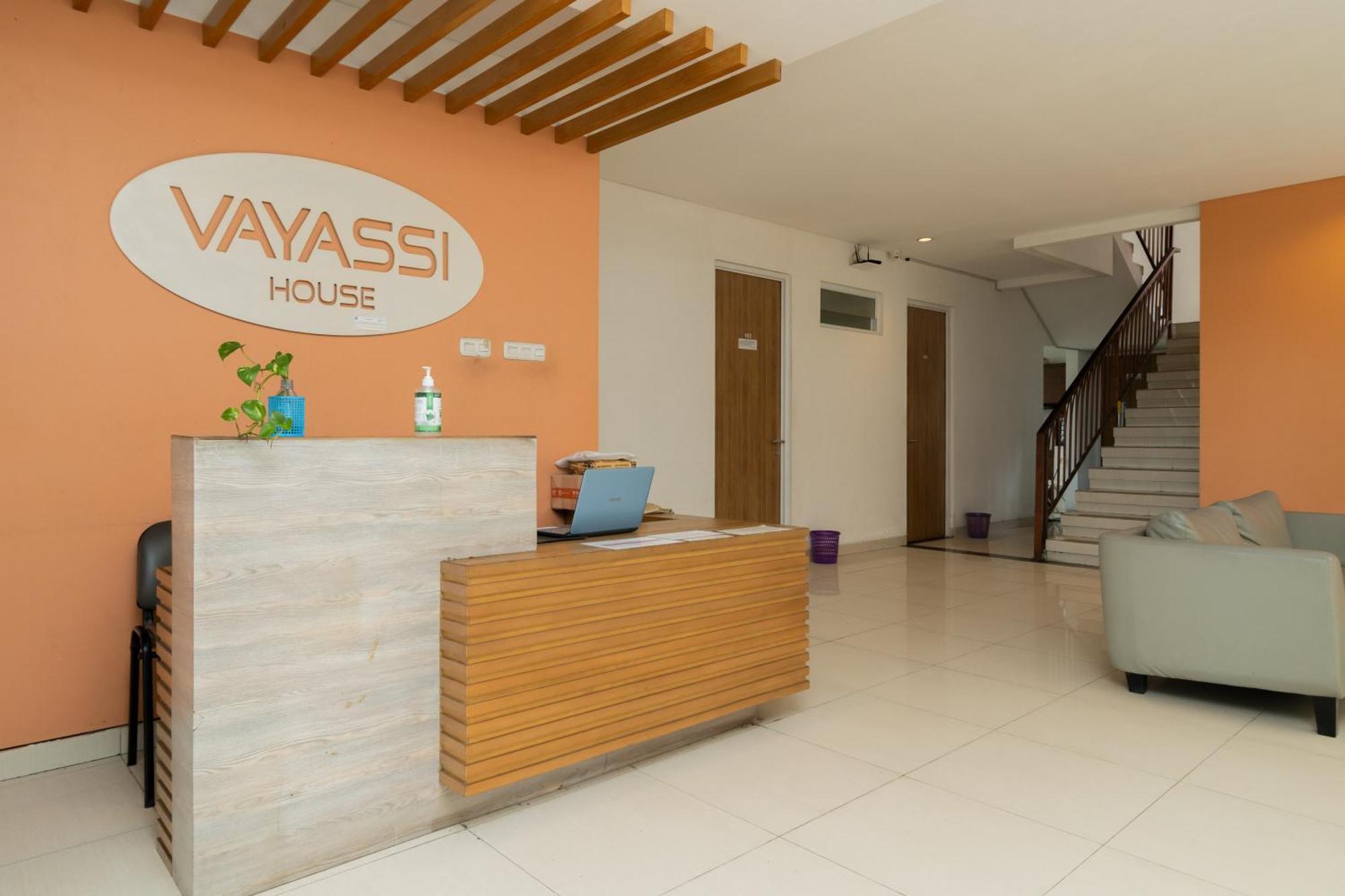 Reddoorz Syariah Near Prasetya Mulya Cilandak Campus Jacarta Exterior foto
